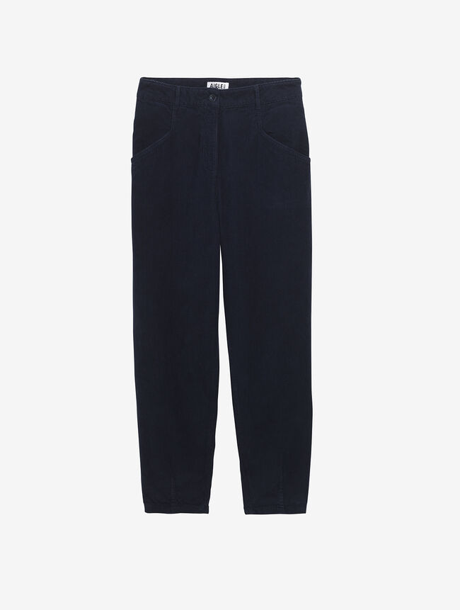 AIW24WBOT004