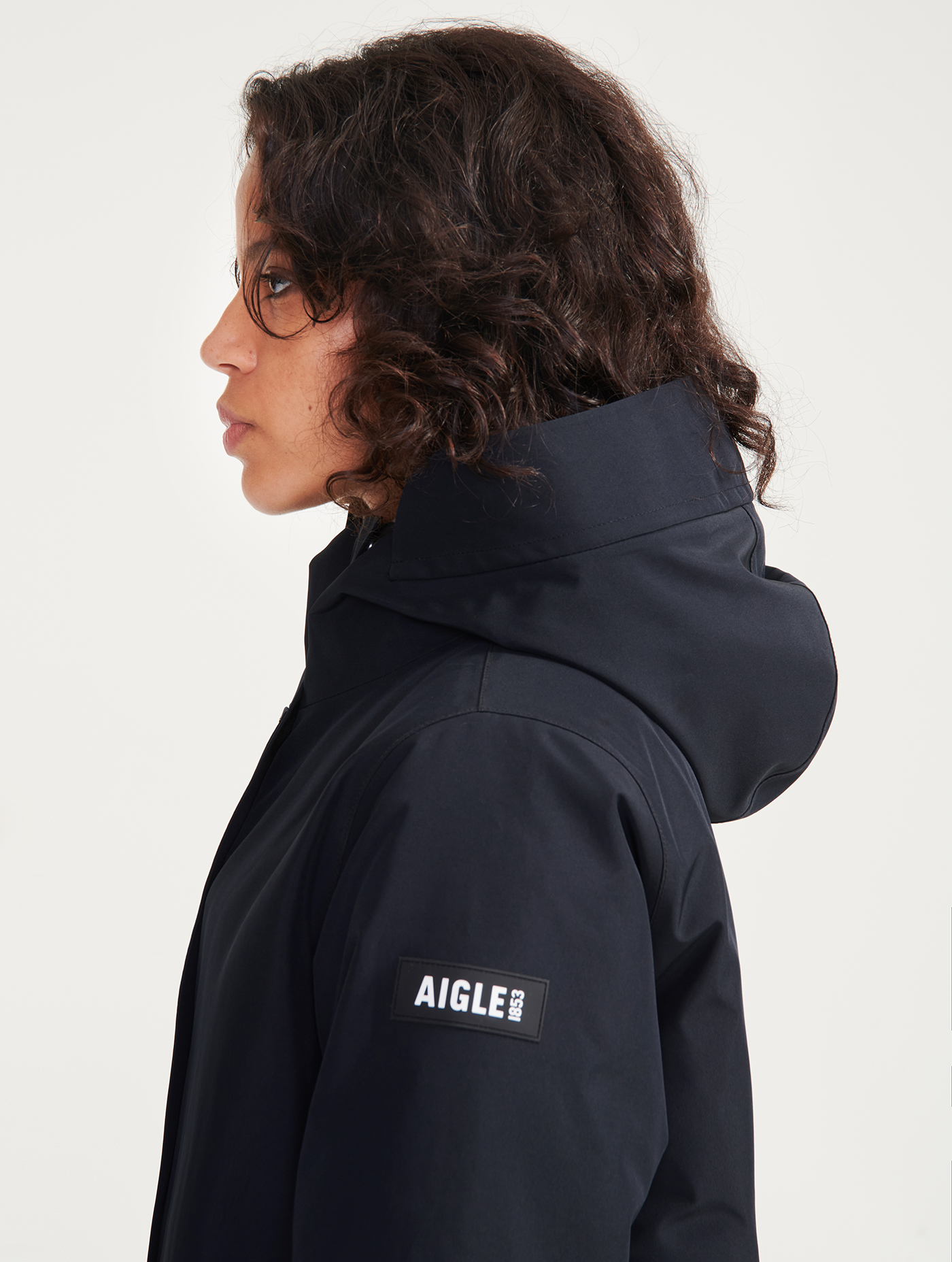 AIW22WOUT003