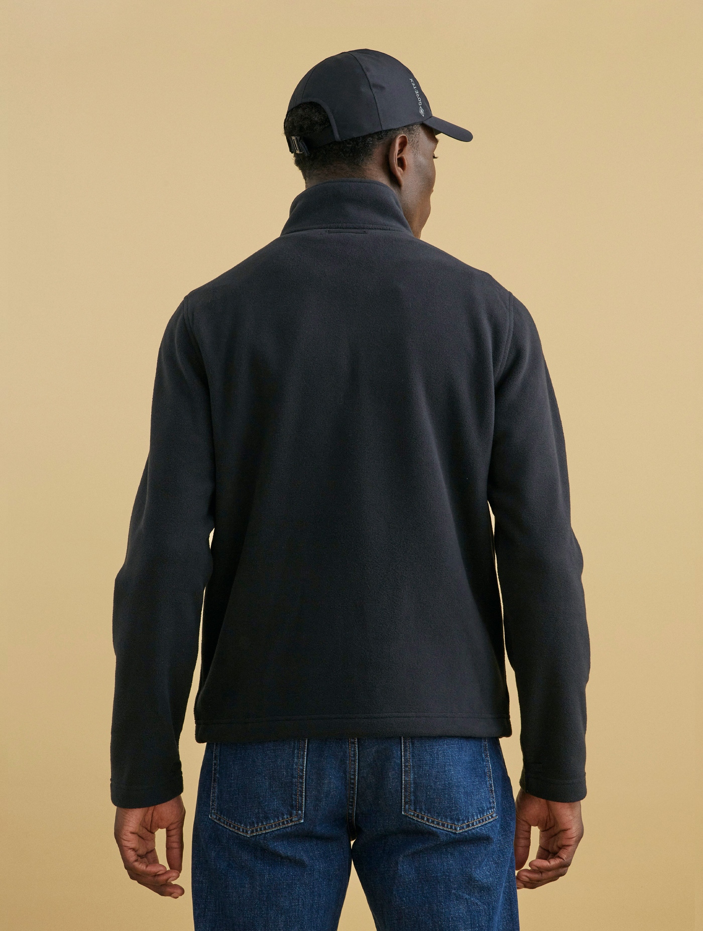 AIW22MFLE016